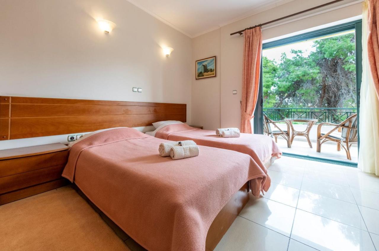Apartment J - Seaside Retreats *